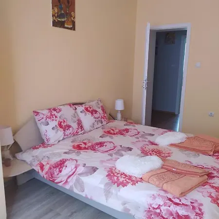 Raia Apartamento *